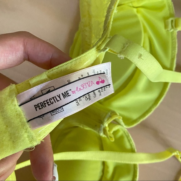 LA SENZA Neon Yellow Lace Perfectly Me Bra - Picture 4 of 5